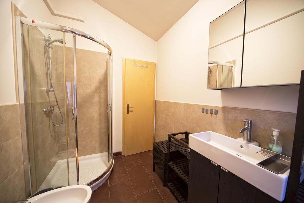 Apartments Michelle Umag Room photo